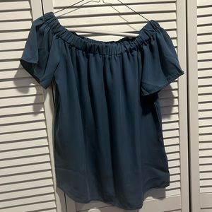 Beautiful blue loose blouse, worn on or off shoulder. NWT